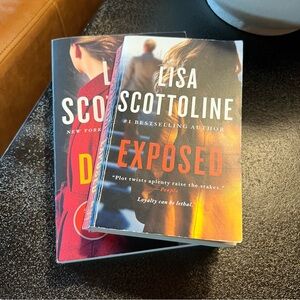 Lisa Scottoline 'Damaged' and 'Exposed' Books